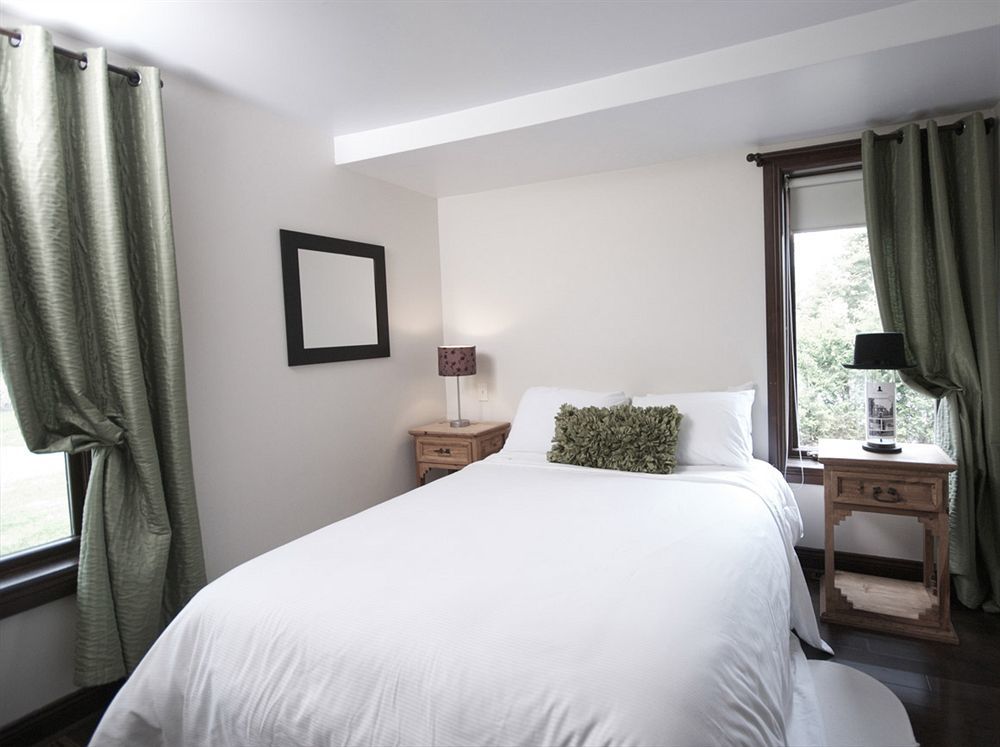 Auberge Nuits De St-Georges Bromont Eksteriør bilde